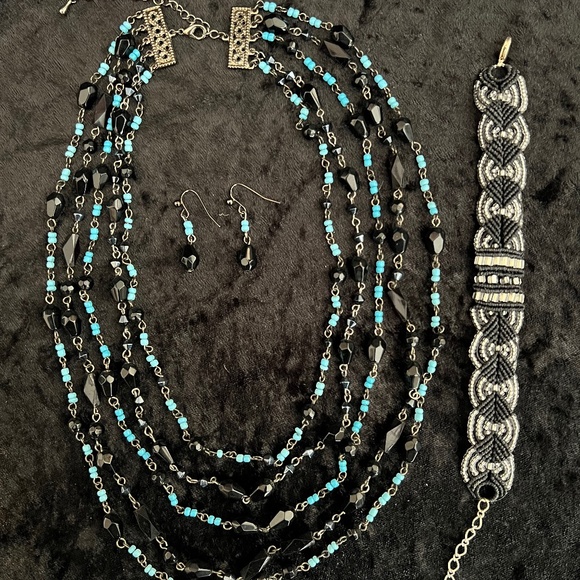 Curated Jewelry Set #22 - Necklace, Bracelet, Earrings (turquoise/black/silver) - Picture 1 of 6